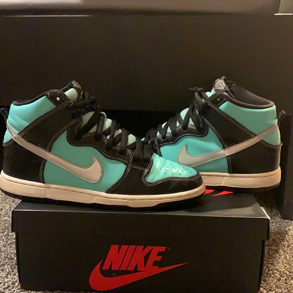 SB dunk diamond supply co dunks